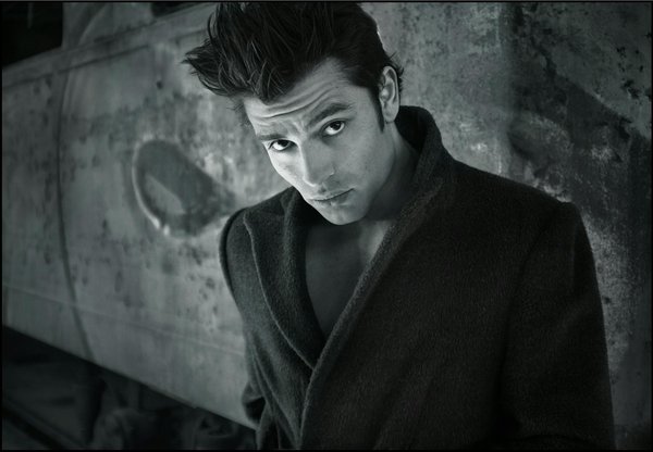 Boots femme noir : l'intemporel allié de style pour toutes